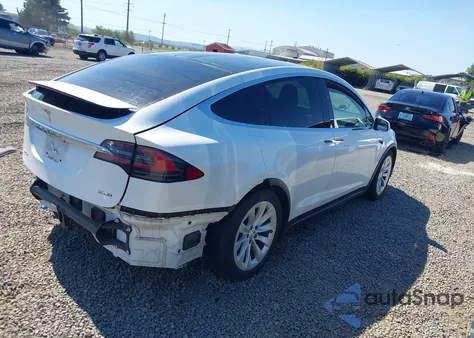 2019 Tesla Model X 100D/75D/Long Range из США, поврежденный, VIN 5YJXCBE23KF151544